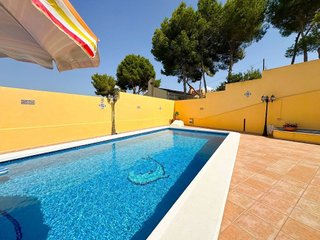 Chalet en alquiler en San Miguel de Salinas