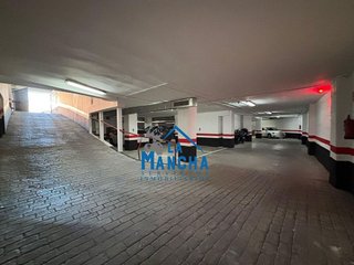 Garaje en venta en El Pilar en Albacete