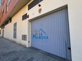 Garaje en venta en El Pilar en Albacete