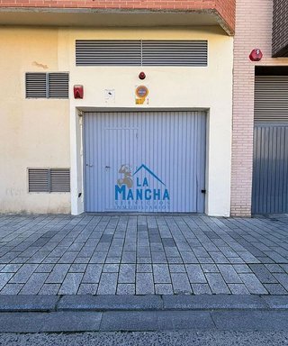 Garaje en venta en El Pilar en Albacete