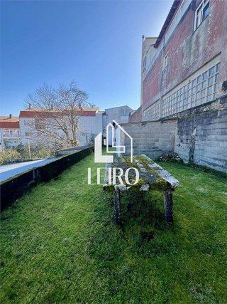 Casa adosada en venta en Grove (O)
