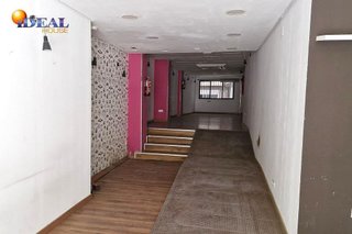 Local comercial en alquiler en Centro - Sagrario en Granada