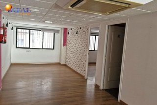 Local comercial en alquiler en Centro - Sagrario en Granada