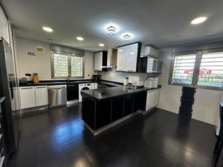 Chalet en venta en Urbanizaciones en Llíria
