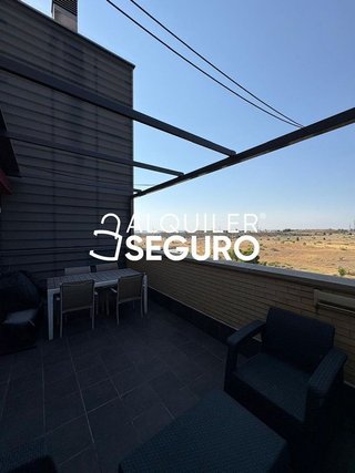 Ático en alquiler en Rivas Urbanizaciones en Rivas-Vaciamadrid