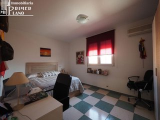Casa adosada en venta en Tomelloso