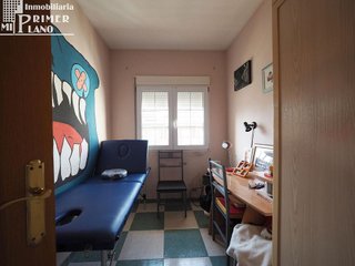 Casa adosada en venta en Tomelloso