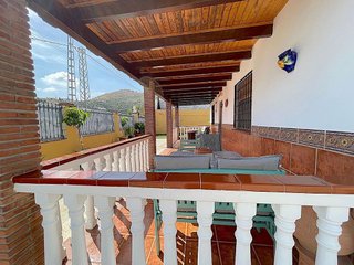 Chalet en alquiler en Iznate