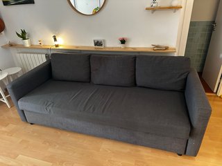 Sofá cama Ikea gris con canapé
