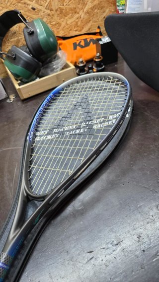 Raquetas de tenis nuevas con su funda
