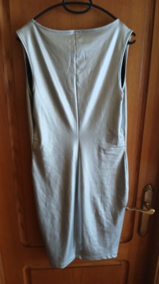 Vestido plateado escotado talla L