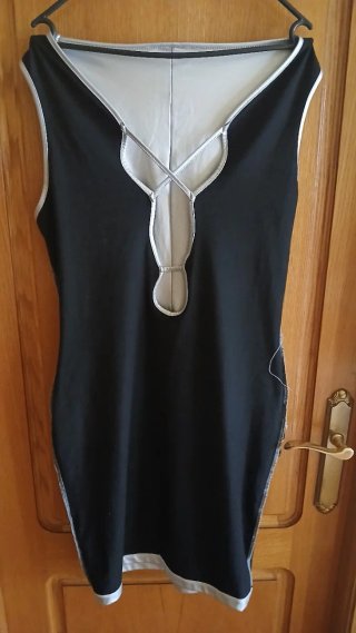 Vestido plateado escotado talla L