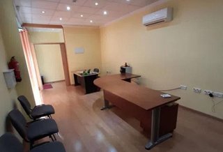 Local comercial en alquiler en Santa Cruz - Industria - Polígono Campollano en Albacete
