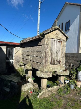 Chalet en venta en La Seca - Los Salgueriños en Pontevedra