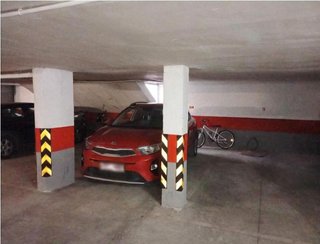Garaje en venta en Camino de Ronda - Rosaleda en Granada