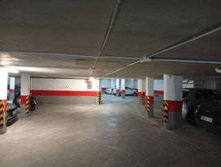 Garaje en venta en Camino de Ronda - Rosaleda en Granada