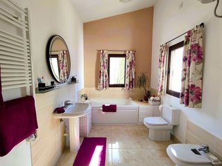 Chalet en venta en Casarabonela
