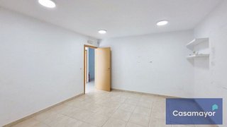 Local comercial en alquiler en Paus - Poligono San Blas en Alicante