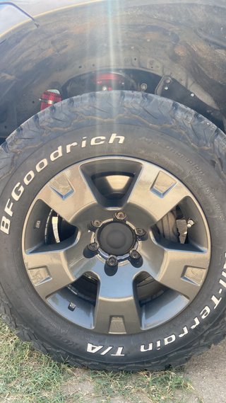 Llantas nissan patrol gr restyling