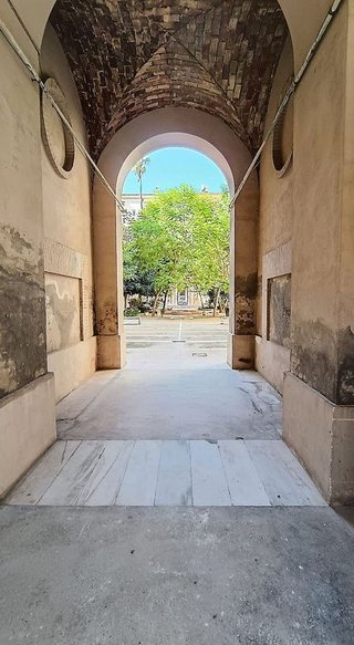 Local comercial en alquiler en El Cabanyal- El Canyamelar en Valencia