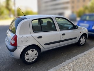 Renault Clio 1.2 16V 2001 120.000 Km | Averiado