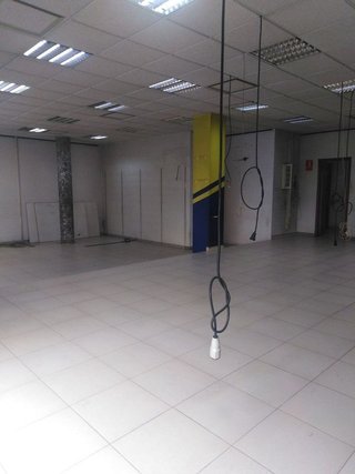 Local comercial en venta en Creu de la Mà - Rally sud en Figueres