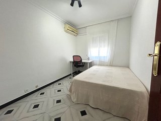 Piso en alquiler en Rochelambert en Sevilla