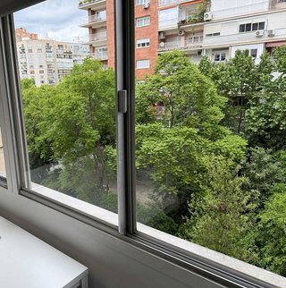 Oficina en alquiler en Nueva España en Madrid