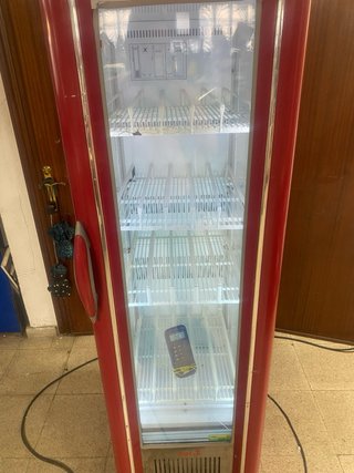Nevera Coca-Cola Vertical Roja