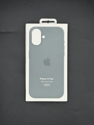 Funda iPhone 16 Plus Silicona Nueva 7