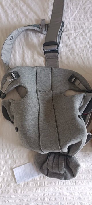 2 Mochilas porta bebés iguales gris