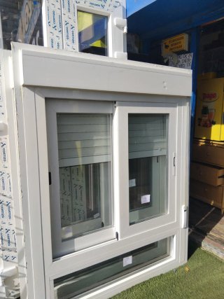 2 Ventanas iguales blancas 140€