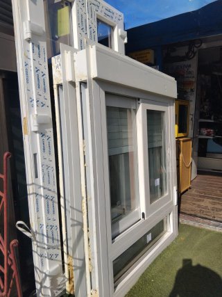 2 Ventanas iguales blancas 140€