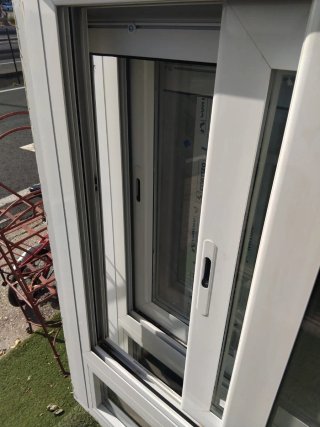2 Ventanas iguales blancas 140€
