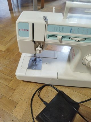 Máquina de Coser Singer Blanca