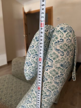 2 Sillones tapizados beige y verde azulado