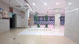 Local comercial en alquiler en Centro en Cáceres