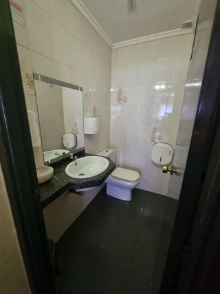 Local comercial en alquiler en El Carbayedo - El Quirinal en Avilés