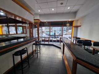 Local comercial en alquiler en El Carbayedo - El Quirinal en Avilés