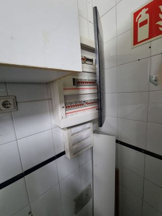 Local comercial en alquiler en El Carbayedo - El Quirinal en Avilés