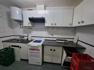 Local comercial en alquiler en El Carbayedo - El Quirinal en Avilés