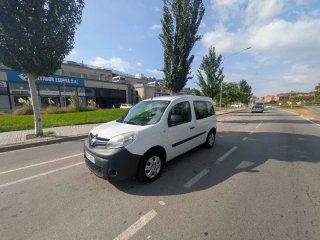 Furgoneta| Renault Kangoo 2019| 5 plazas