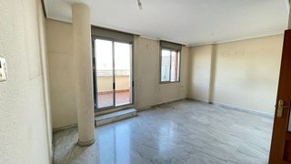 Piso en venta en Santa Rosa - Valdeolleros en Córdoba