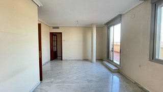 Piso en venta en Santa Rosa - Valdeolleros en Córdoba