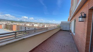 Piso en venta en Santa Rosa - Valdeolleros en Córdoba
