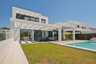 Chalet en alquiler en El Mayorazgo - El Limonar en Málaga