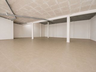 Local comercial en alquiler en Poble Nou en Manresa