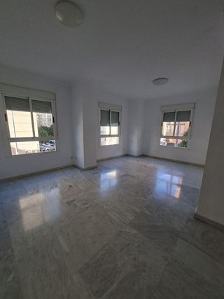 Piso en alquiler en Huerta del Pilar en Sevilla