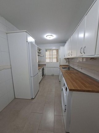 Piso en alquiler en Huerta del Pilar en Sevilla