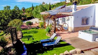 Chalet en venta en Alcaucín